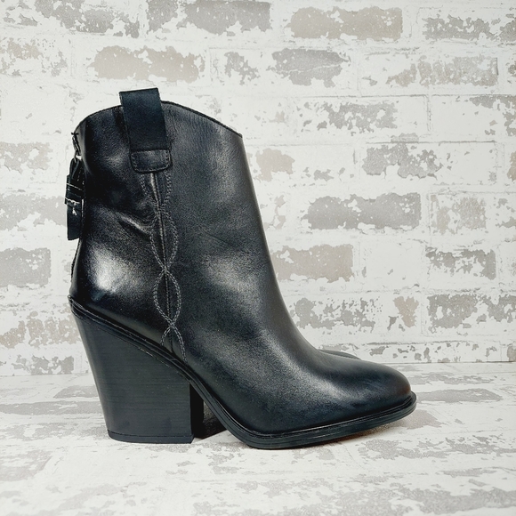 NEW Franco Sarto Women’s Germaine Black Western Ankle Bootie C127 - Picture 6 of 11